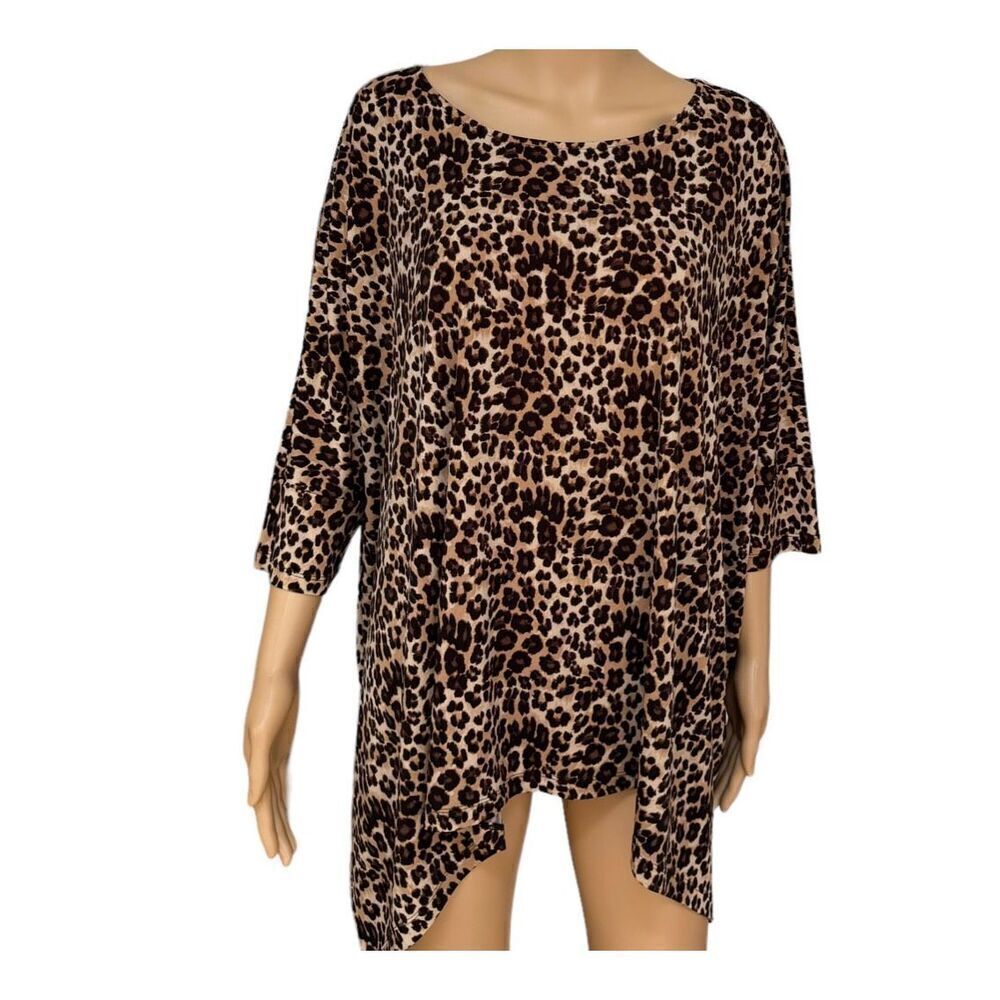 Chico’s animal print oversized dolman sleeve top blouse stretchy size 2 or L